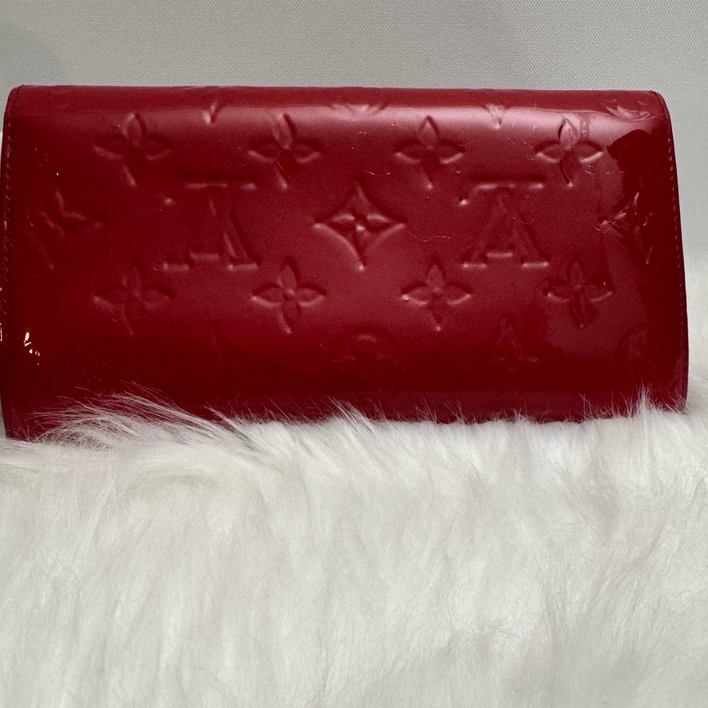 Louis Vuitton Sarah Long Wallet - Picture 2 of 15